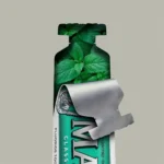 Marvis Classic Strong Mint Toothpaste 85ml - Image 5